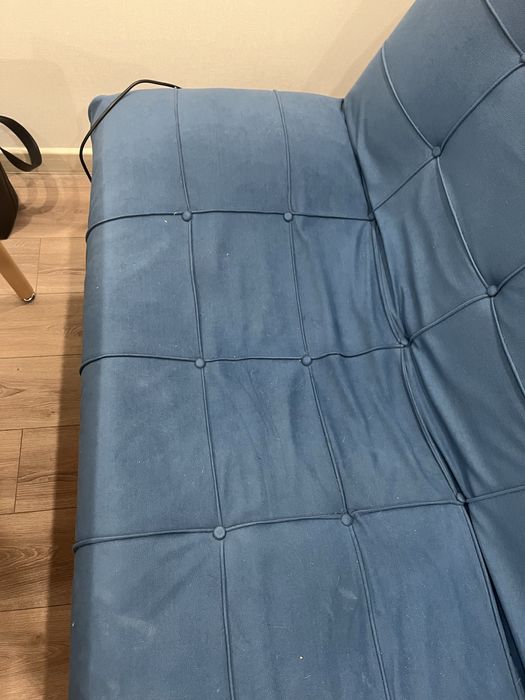 Диван раскладной трехместный