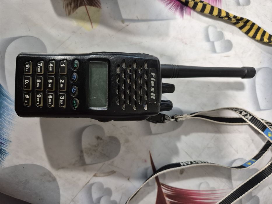 Рации 3шт+зарядка