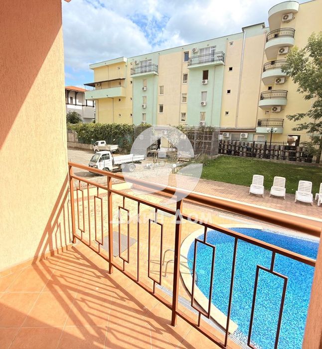 Продава се Двустаен апартамент в к.к. Слънчев бряг - 58 кв.м за 1121 €/кв.м - Снимка #2