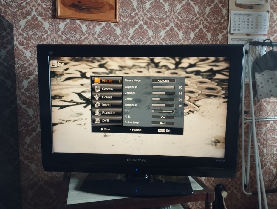 Телевизор Daewoo 37"