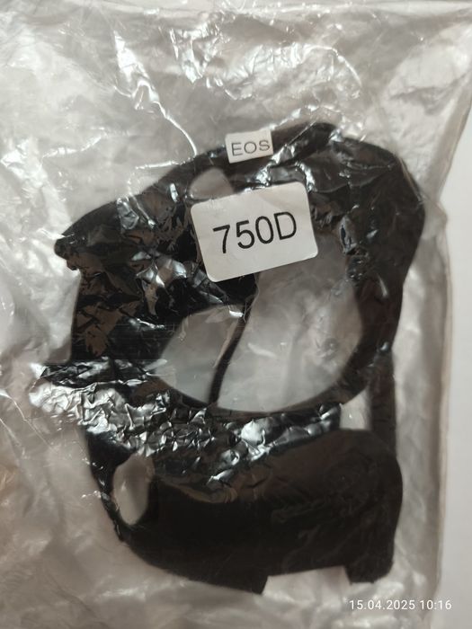 Силиконовый чехо на Canon 750