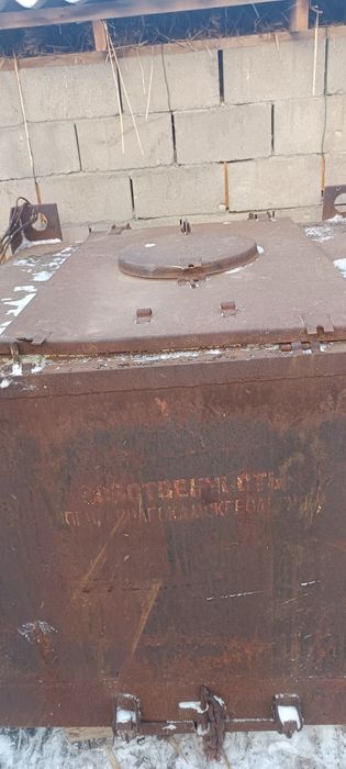 Продам ёмкость чан.