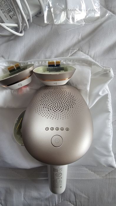 Epilator Philips Lumea IPL impecabil (epilare definitiva)