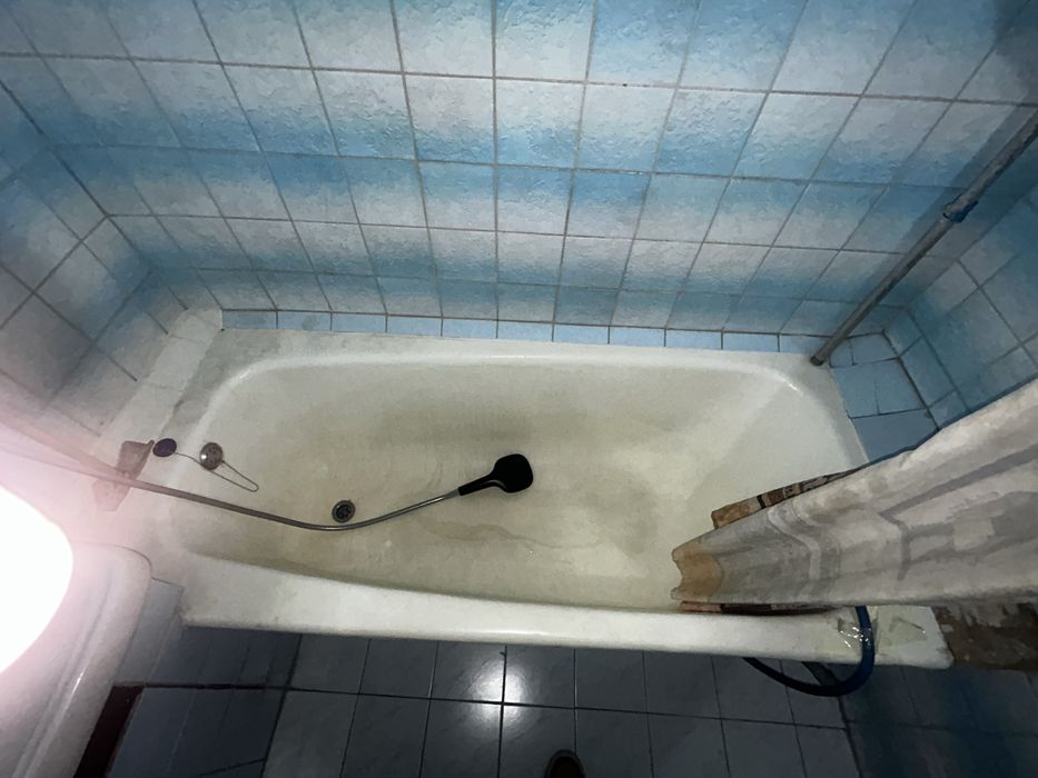 Чугунная ванна 170см бу