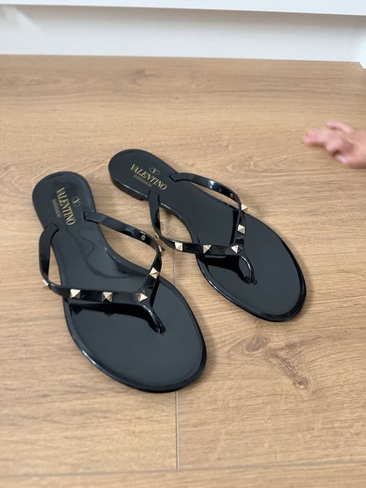 Papuci Valentino