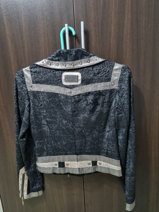 Куртка,верхняя одежда осень - весна