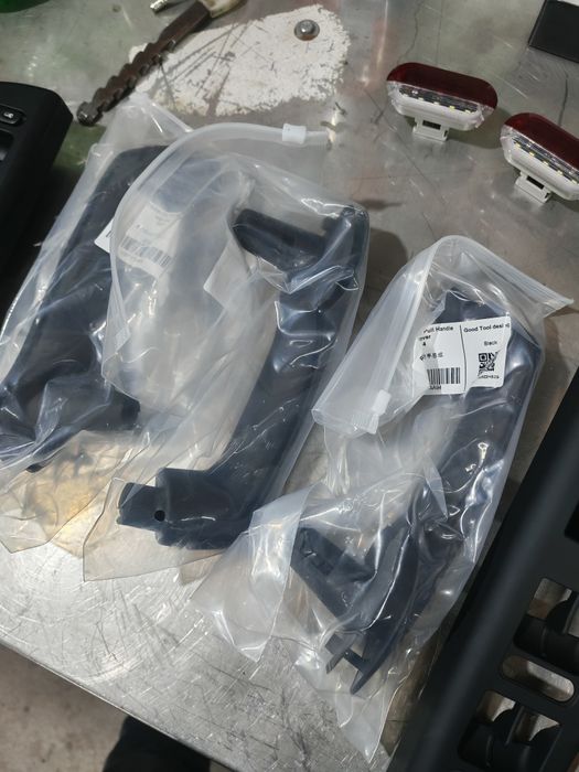 Продам разное на фольксваген гольф 4