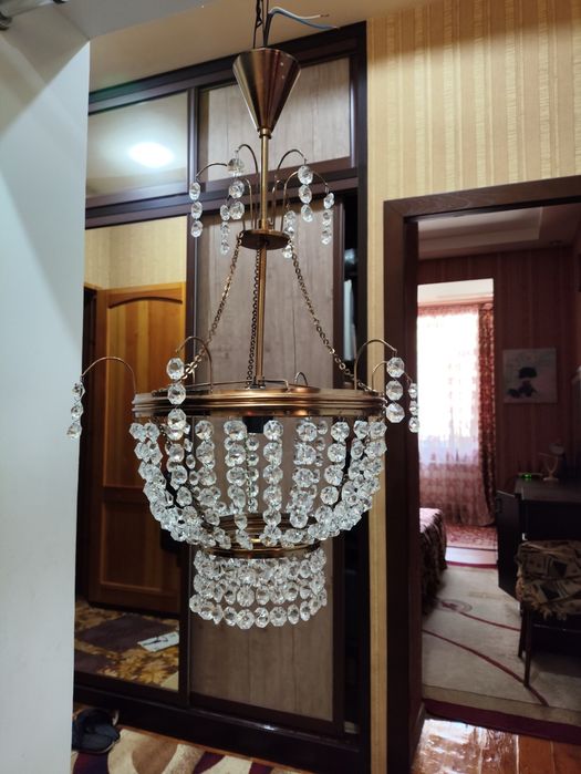 Люстры б/у потолочные