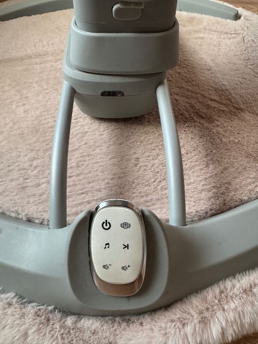 Бебешка електрическа люлка - шезлонг kikkaboo