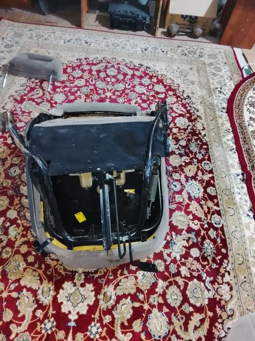 Автокресло Ауди B4