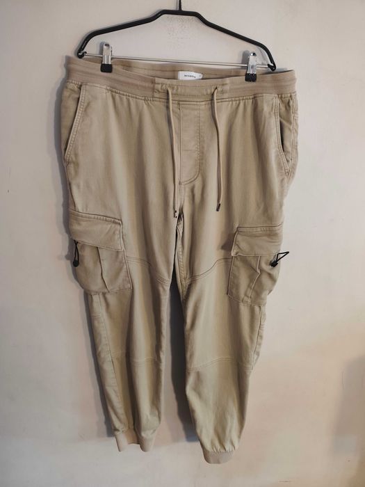 Мъжки карго панталони Reserved Pull and Bear