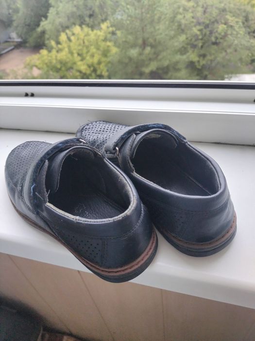 Продам туфли для мальчика