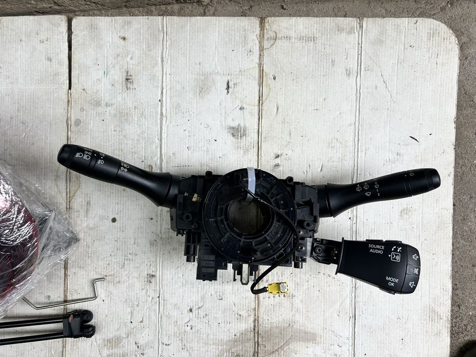 Vand bloc lumini/panglica volan Dacia Duster Hjd 2018/2021