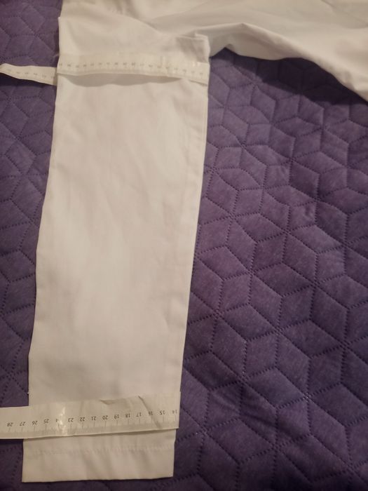 Bluză medicală XS NOUĂ cu mânecă lunga