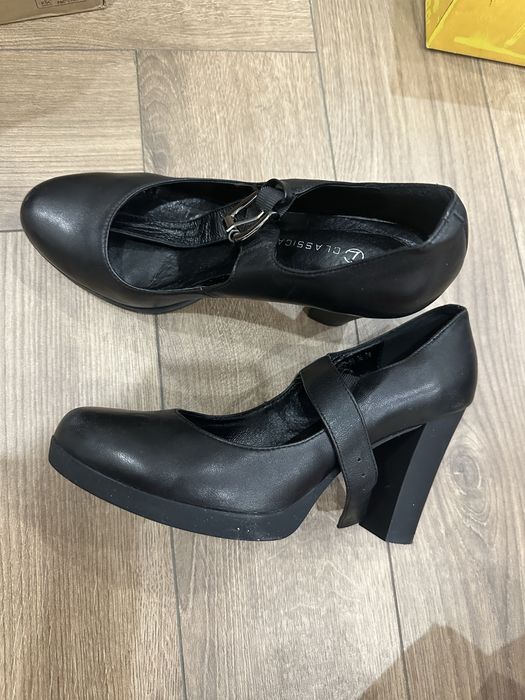 Продам кожаные туфли