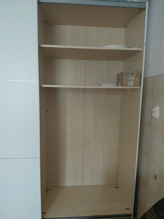 Dulap cu uși glisante 3x2.5x0.70
