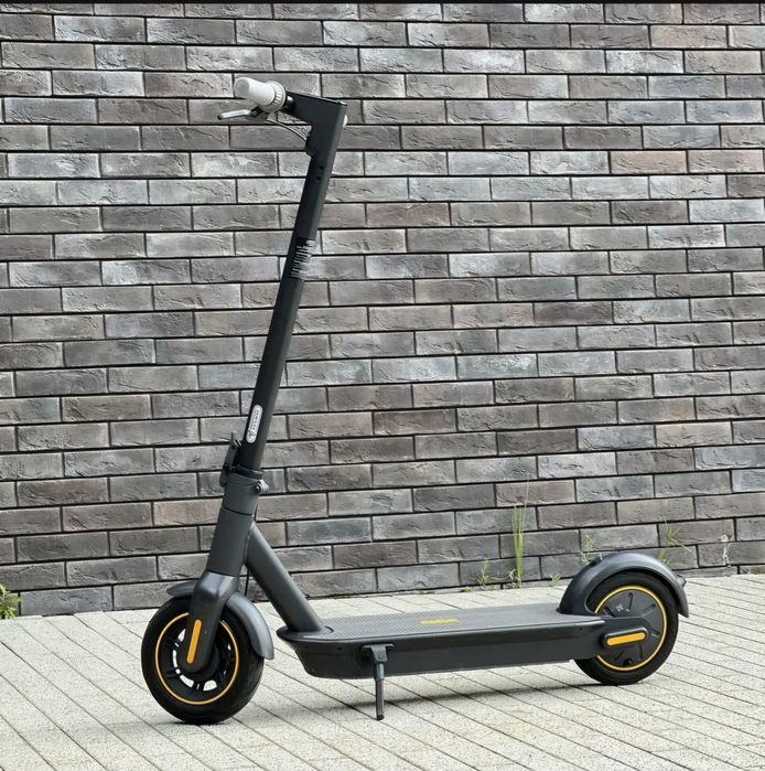Ninebot g30 max .