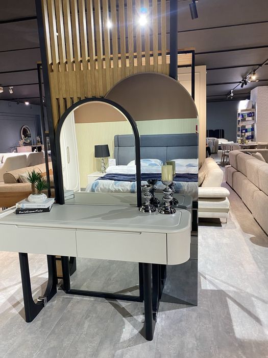 Срочно Продам спальный гарнитур