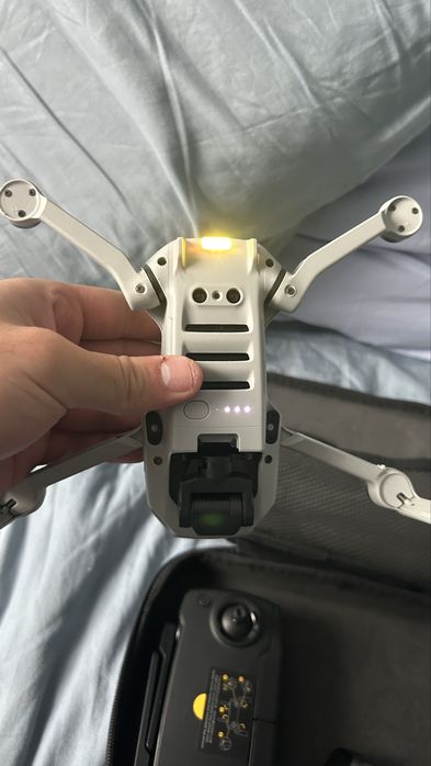 Drona dji mavic mini