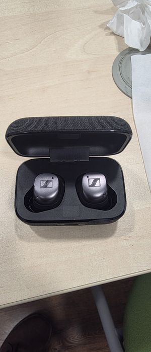 Sennheiser Momentum 4