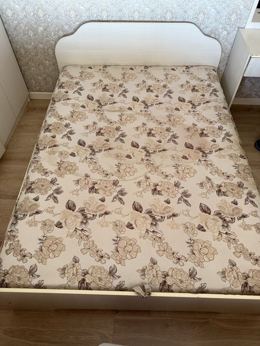 Отдам даром кровать