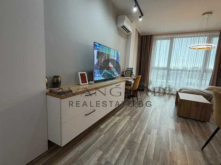 Продава се Двустаен апартамент в Пловдив, Център - 79 кв.м за 1534 €/кв.м - Снимка #1