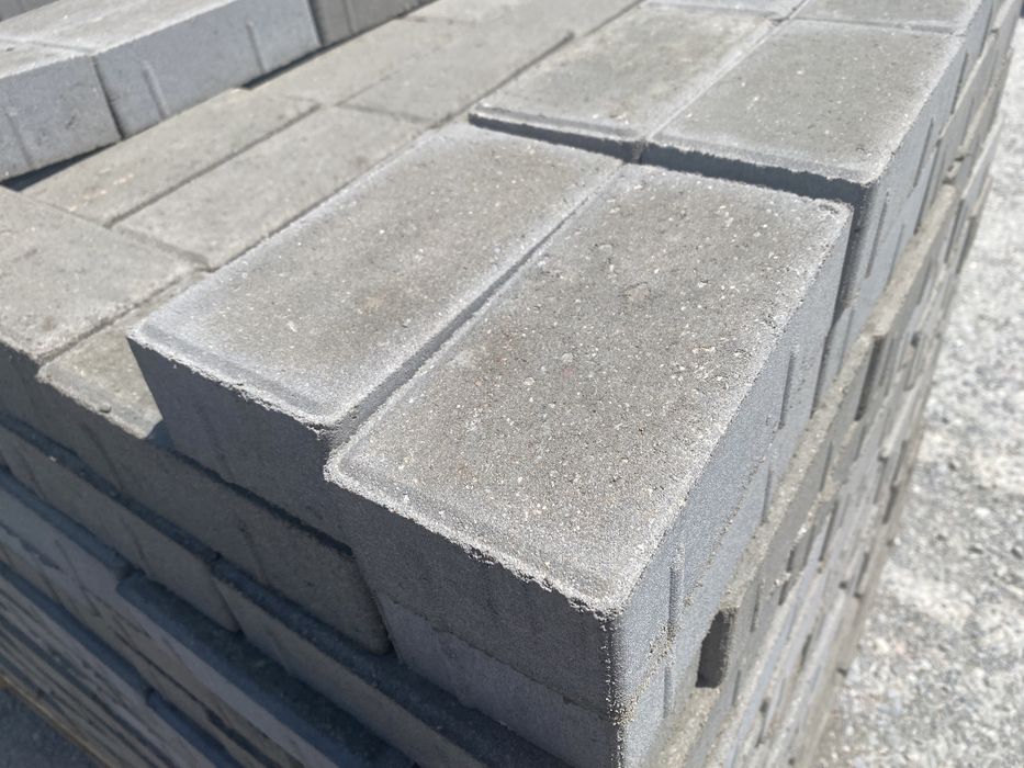 Брусчатка кирпичик