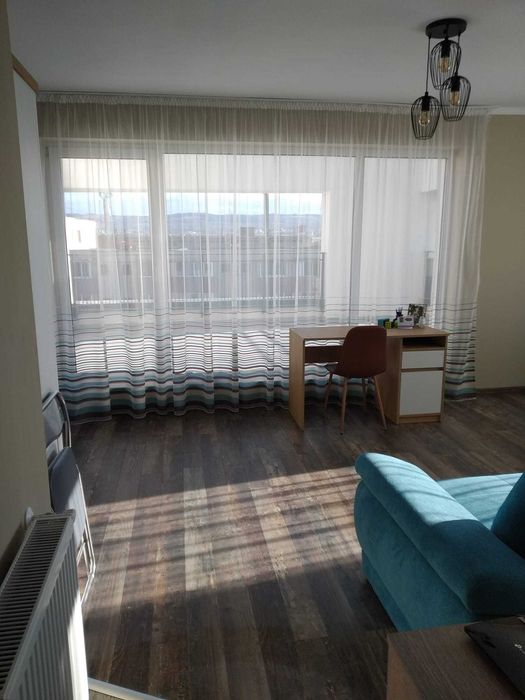 Chirie apartament cu o cameră, are loc de parcare în parcare subterană