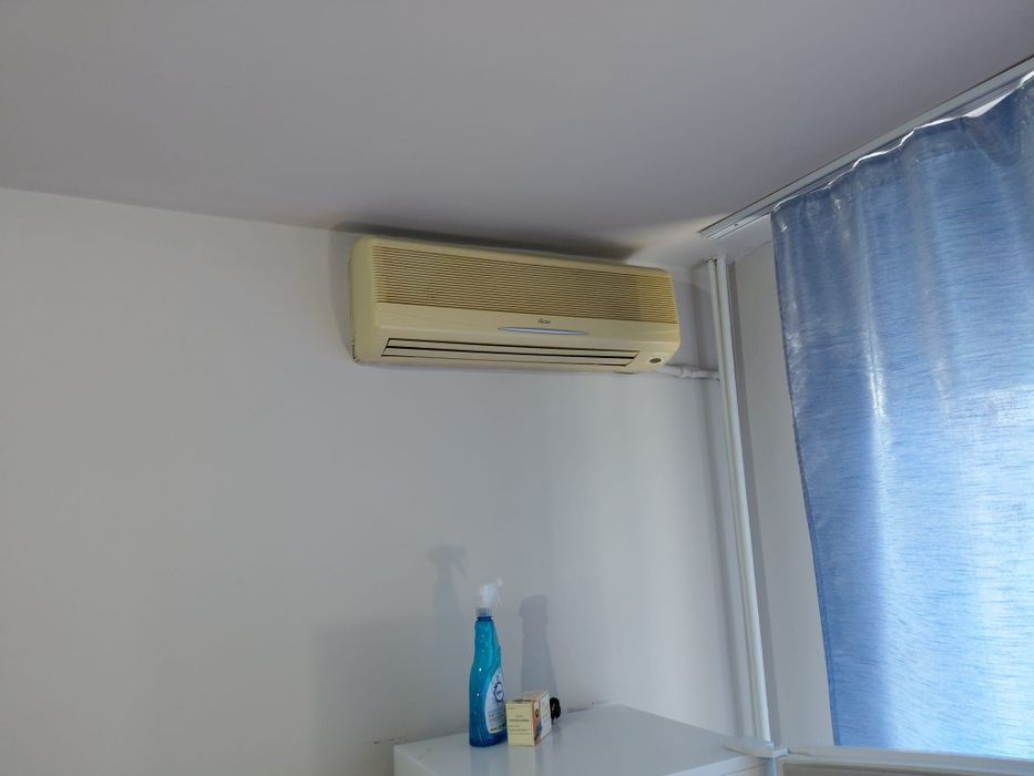 Închiriez garsonieră