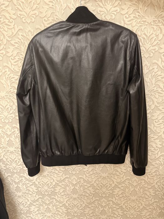 Кожаный бомбер Botello