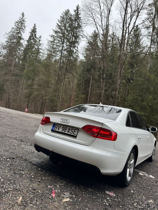 Audi A4  B8  manuala