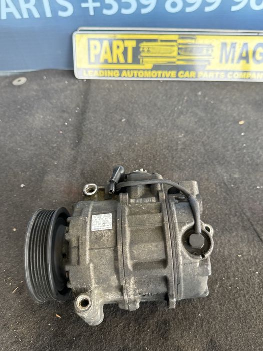Компресор на климатика Audi Q7 4L оригинален 7L6820803 M