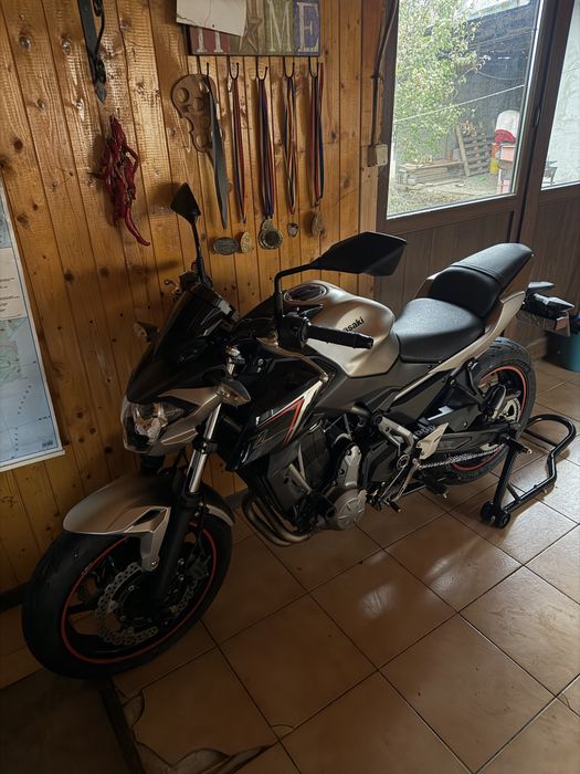 Kawasaki Z650 limitat A2