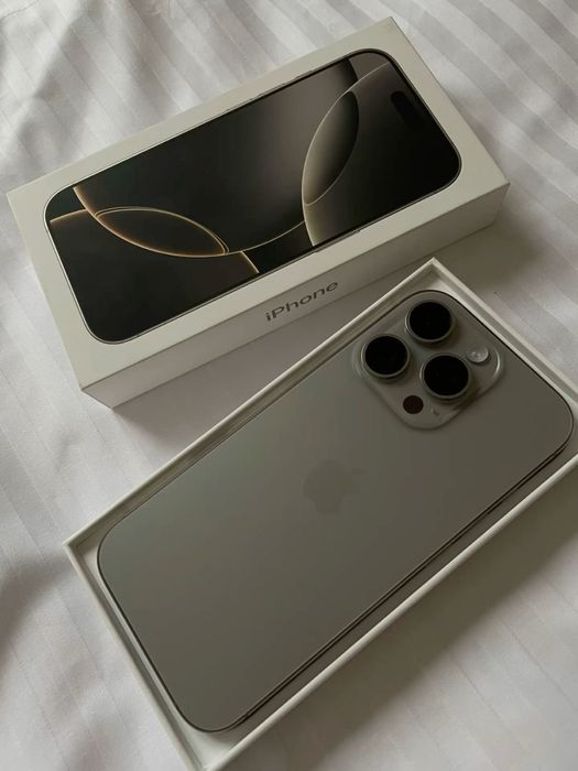 iPhone 16 pro с гарантий