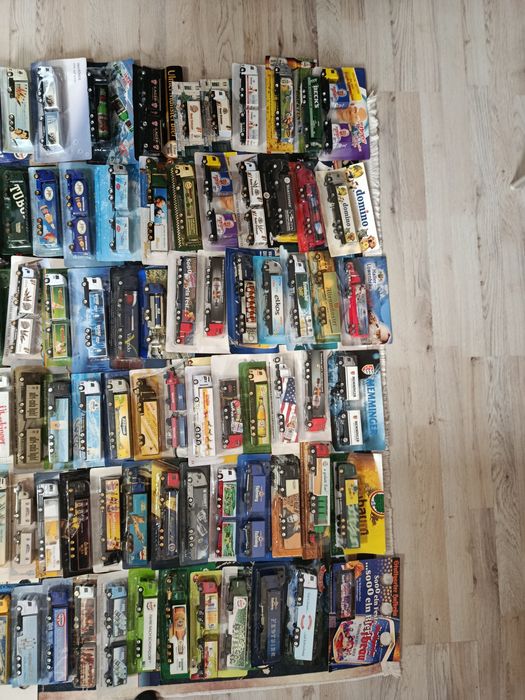 Рекламни камиончета