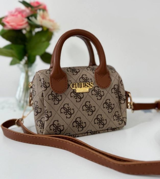 Gentuțe dama diferite modele