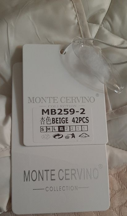 Geaca Monte Cervino, marimea XL, noua cu eticheta