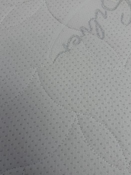 Срочно продам матрас двуспальный 180х2,