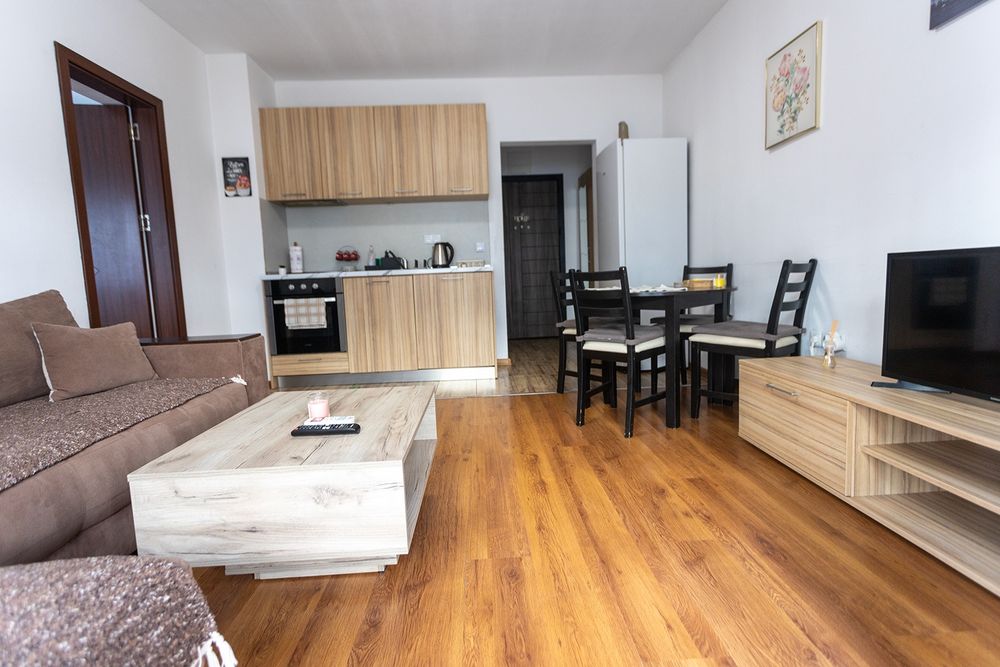 Karastoyanovi's apartment - Студентски град