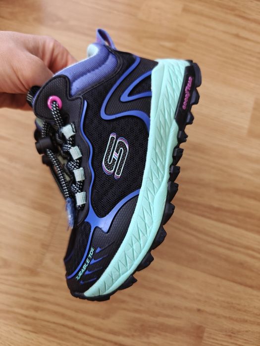 Skechers copii mărime 28