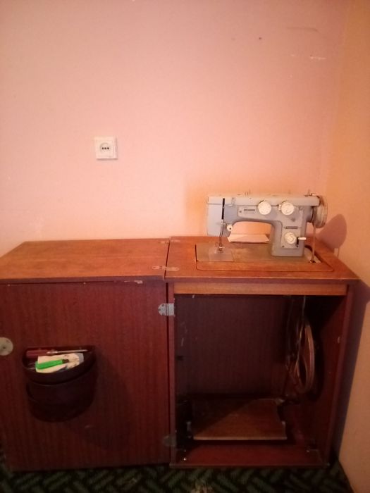 Tikuv mashinasi eski