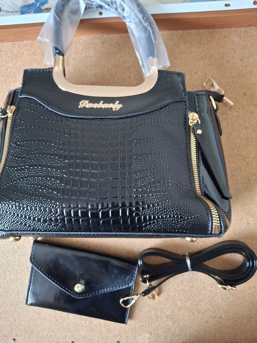 Рюкзак  черный и сумки разные