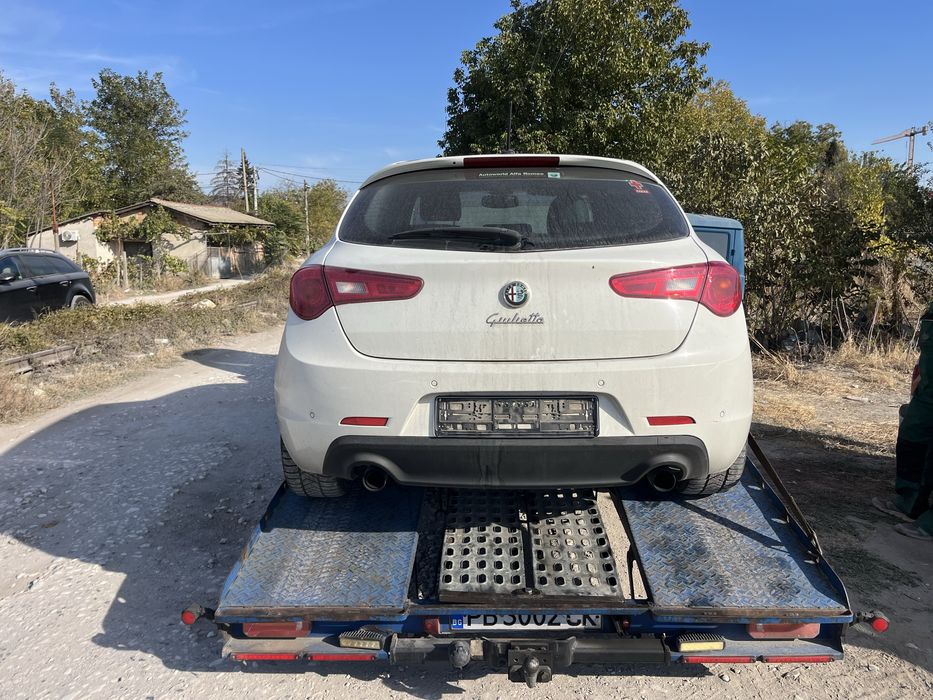 Alfa Romeo Giulietta 1750 TBi QV на части Алфа  Ромео Жулиета