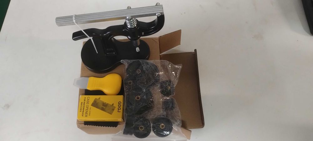 Instrument de presă pentru ceasuri cu kit de înlocuire a bateriei