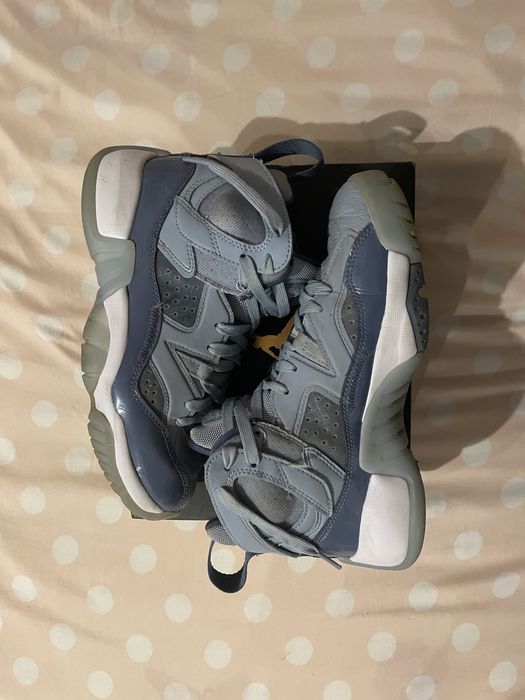 Jordan JumpMan two trey