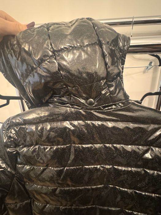 Guess яке момиче