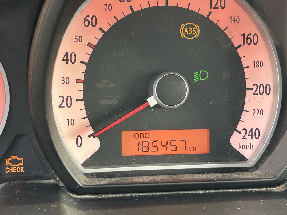 Продам машину Kia Ceed 2007