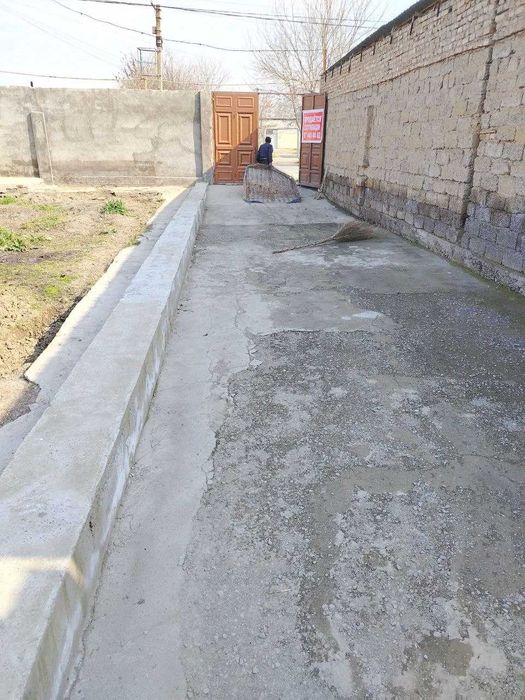 Дом 5,3 соток 5 комнат Зангиот Земля под строительство