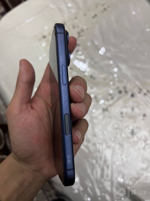 Iphone 17 Pro Deep Blue