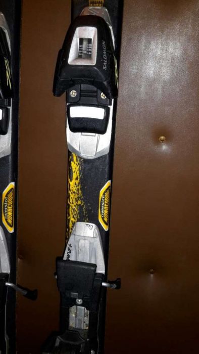 Vând schiuri Salomon 190cm
